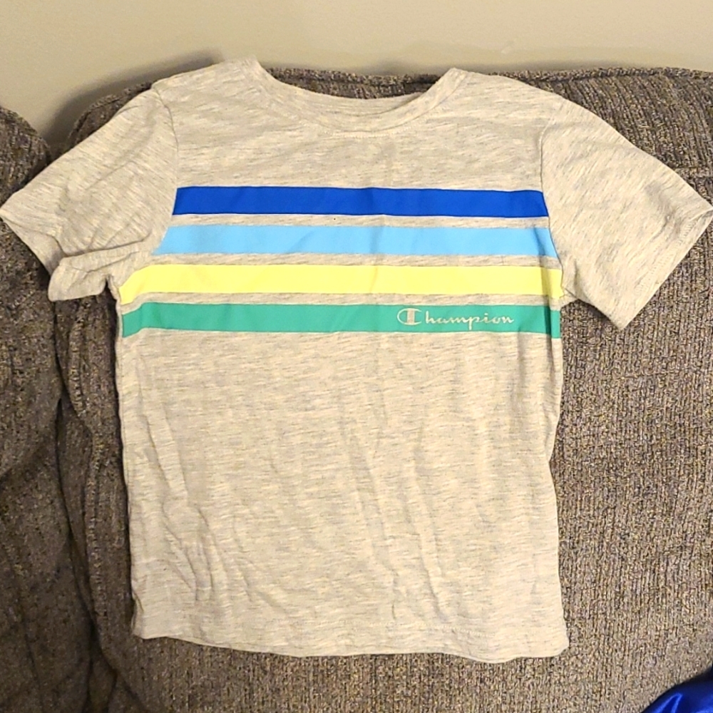 Boys CHAMPION T shirt